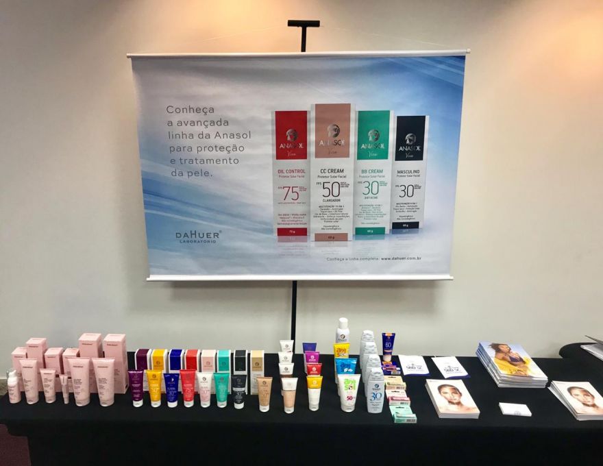  DaHuer oficializa parceria com a SBD na 61º Jornada Catarinense de Dermatologia