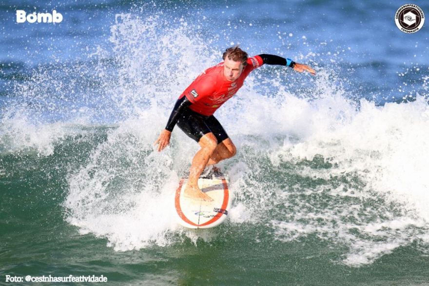 Embaixador da Anasol Saulo Lyra ganha título no The Legends Surf Masters