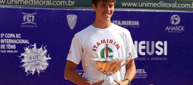 João Menezes derrotou francês e conquistou o seu primeiro título em torneio da ITF