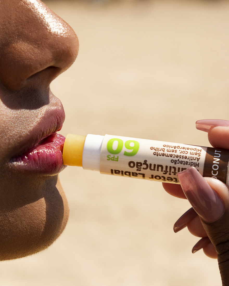 5 regiões do corpo que esquecemos de aplicar o protetor solar