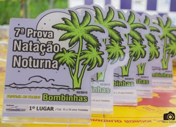 A maior prova de natação noturna em mar aberto do mundo é patrocinada pela Anasol