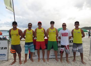 Circuito de Travessias Bombinhas Anasol: 19ª Travessia da Sepultura de Natação