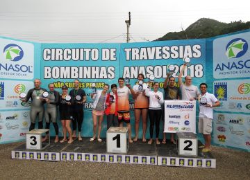 Ondas de um 1.5m, surfistas e Anasol marcam 5º Revezamento de Natação e Corrida do Canto Grande