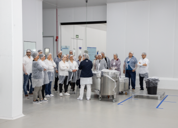 Pré-lançamento da linha Anasol Todo Santo Dia reúne clientes e parceiros na Dahuer